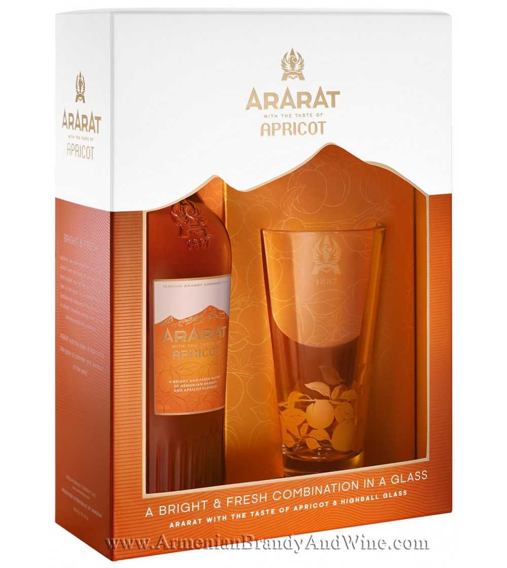 Gift Box Ararat Apricot 700 ml with a glass